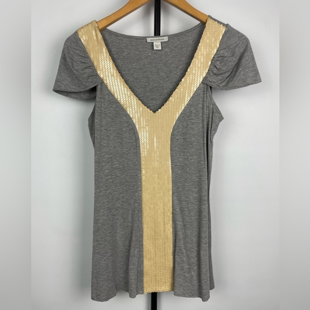 Boston Proper‎ Gray Short Sleeve Blouse with Sequin Neckline